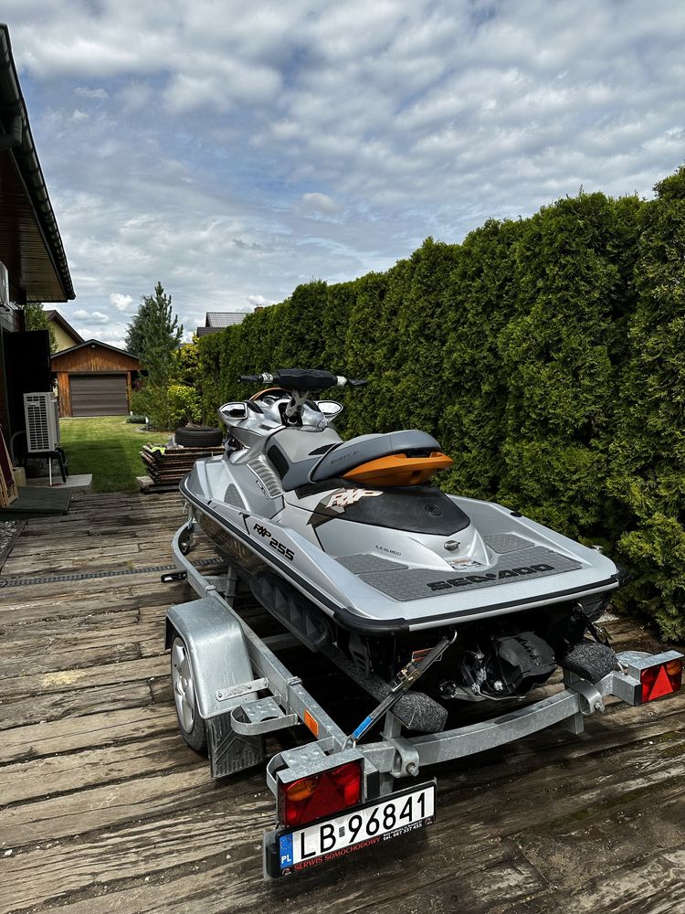 Skuter wodny Sea doo RXP 255