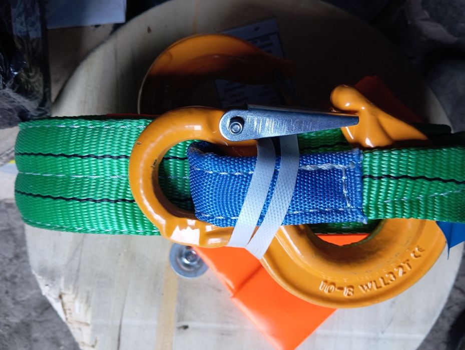 Трос буксировочный (Ремень) для всех видов автотранспорта в НАЛИЧИИ!!!