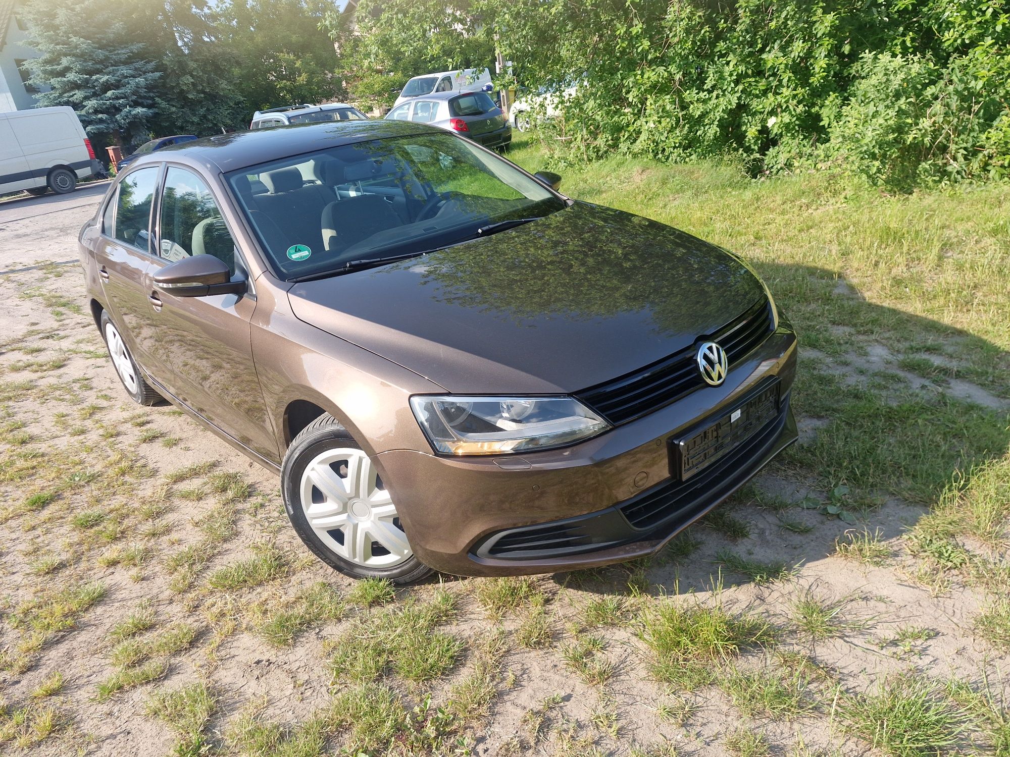 Piękny Volkswagen Jetta 1.6 tdi 105 koni. Super stan sprowadzony