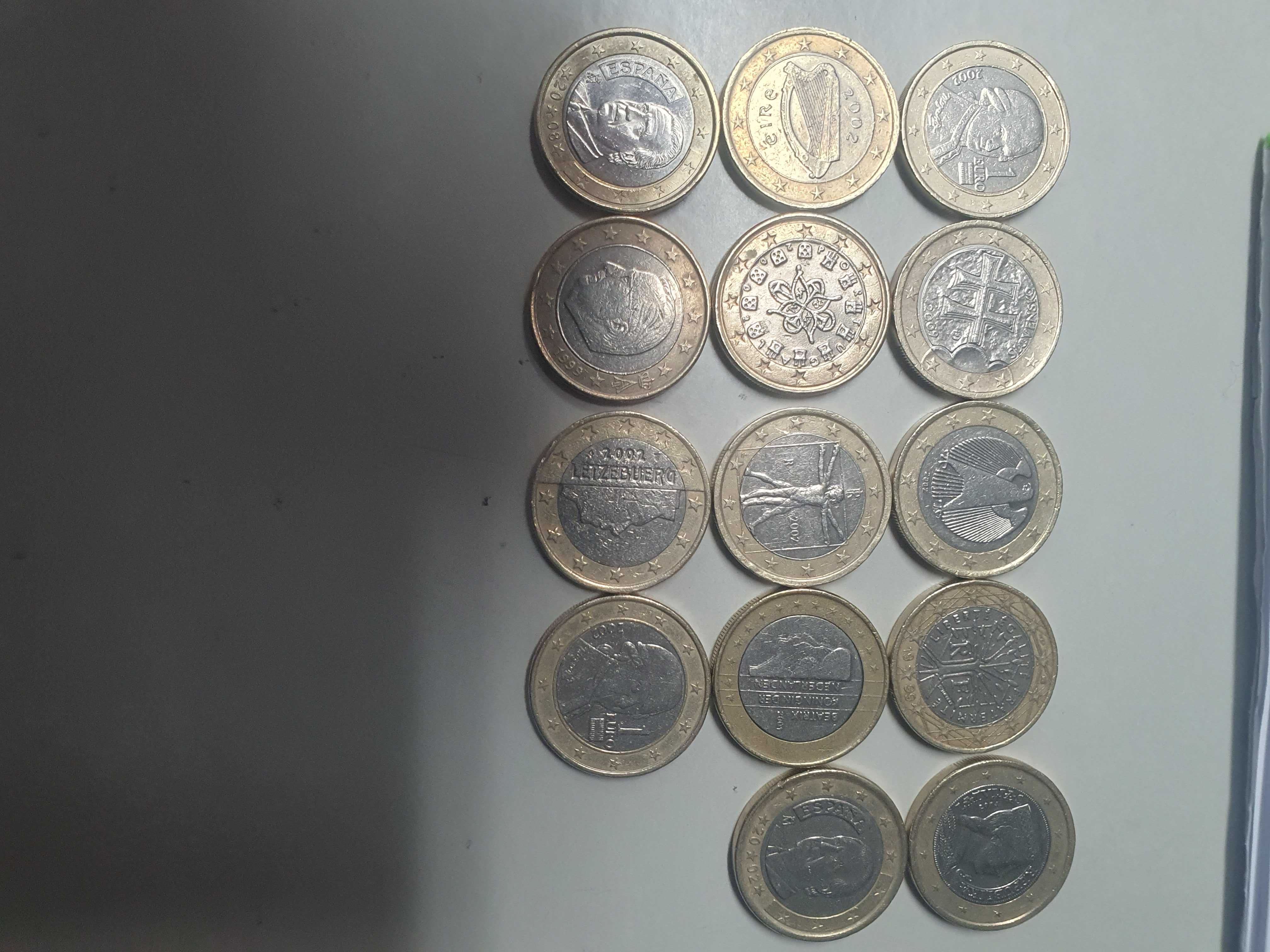 Vendo Moedas de Coleção 2 € e de 1€