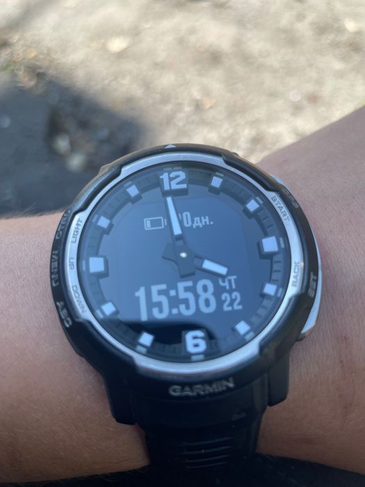 Смарт-часы наручные Garmin Instinct Crossover