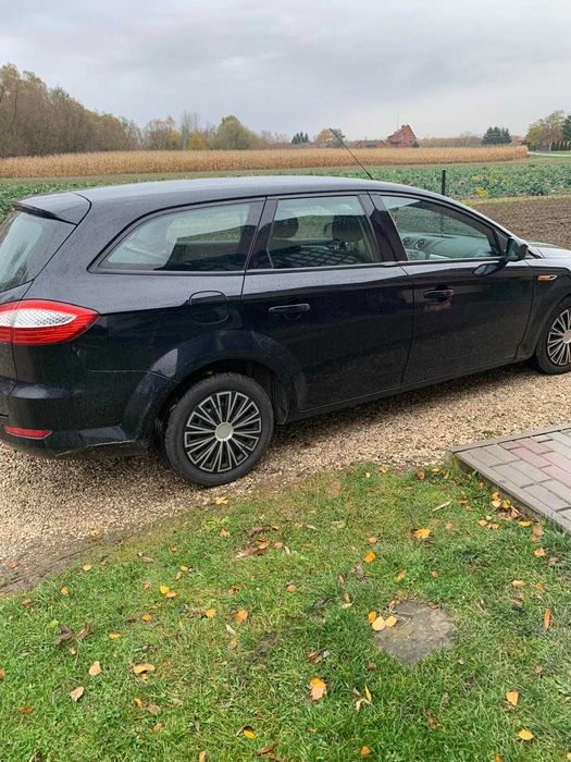 Sprzedam samochód marki ford Mk4