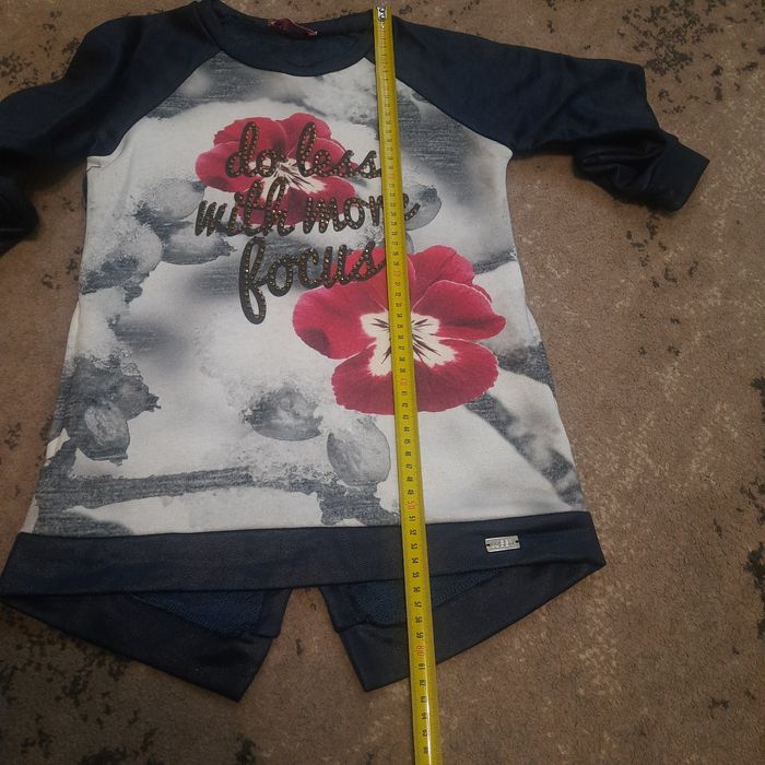 Кофта для дівчинки 128