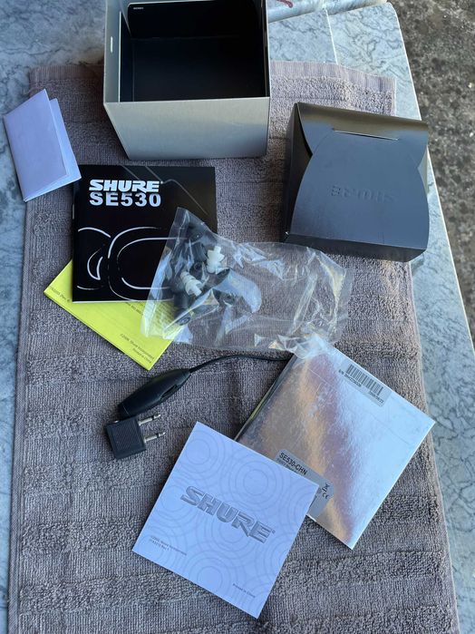 Auriculares Intra-auriculares SHURE SE530
