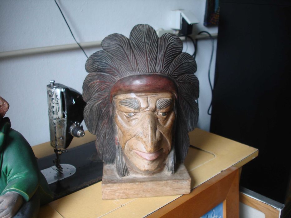 Escultura busto indio americano