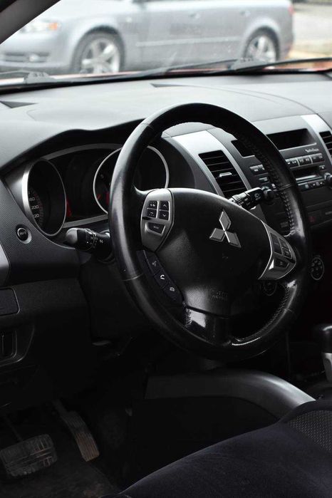 Mitsubishi Outlander 2010 2.4 бензин/газ обмін [Перший внесок від 20%]