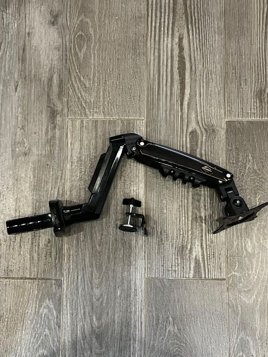 Suporte de ecrã  para secretaria