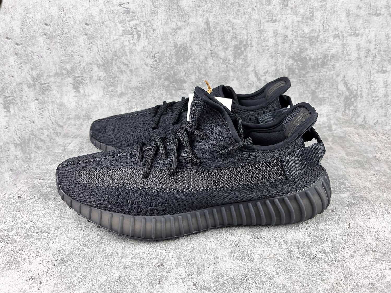 Buty Adidas Yeezy Boost 350 V2 Onyx czarne black kanye west 42 43