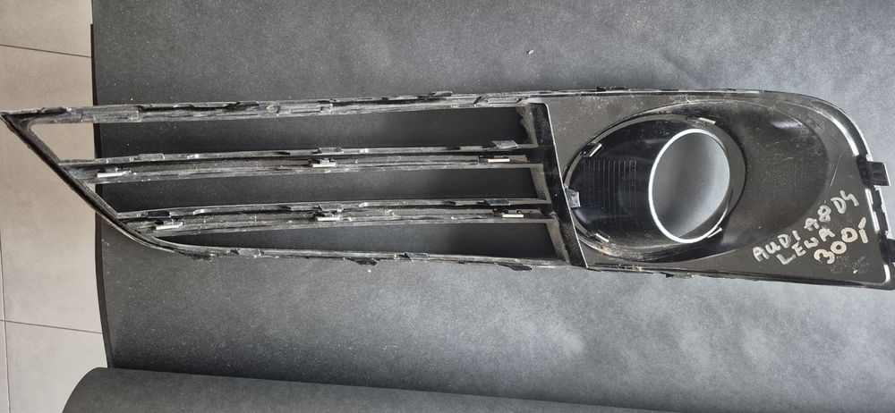 Kratki zderzaka audi a8 d4