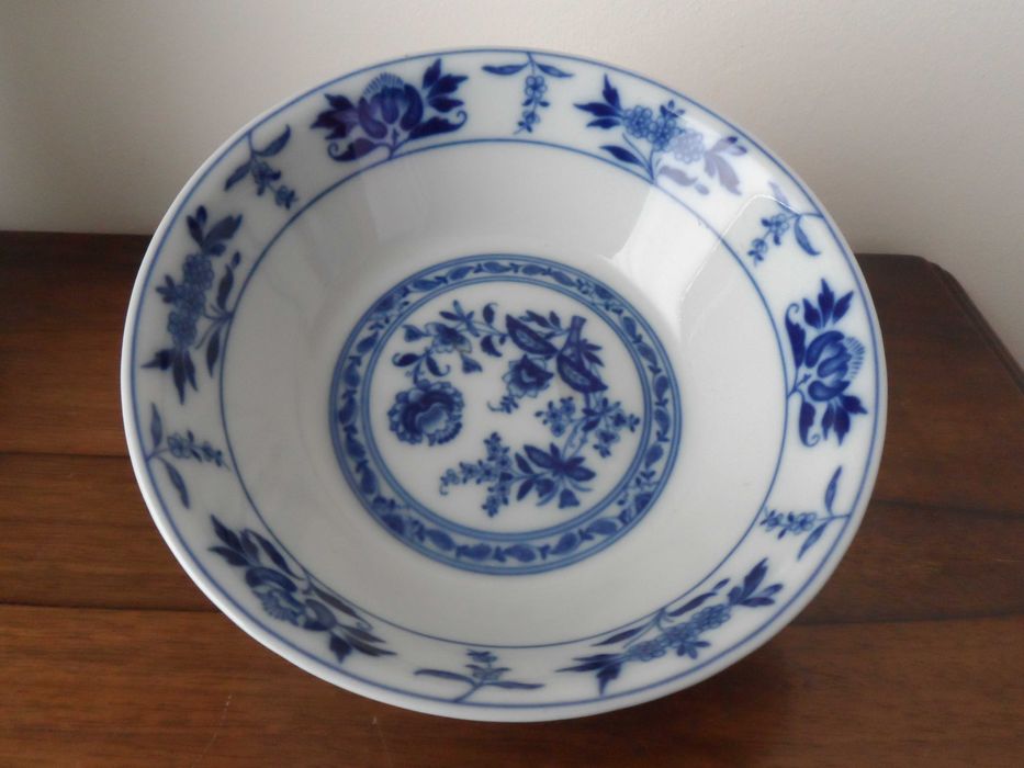 Taça vista Alegre decoração  Margão