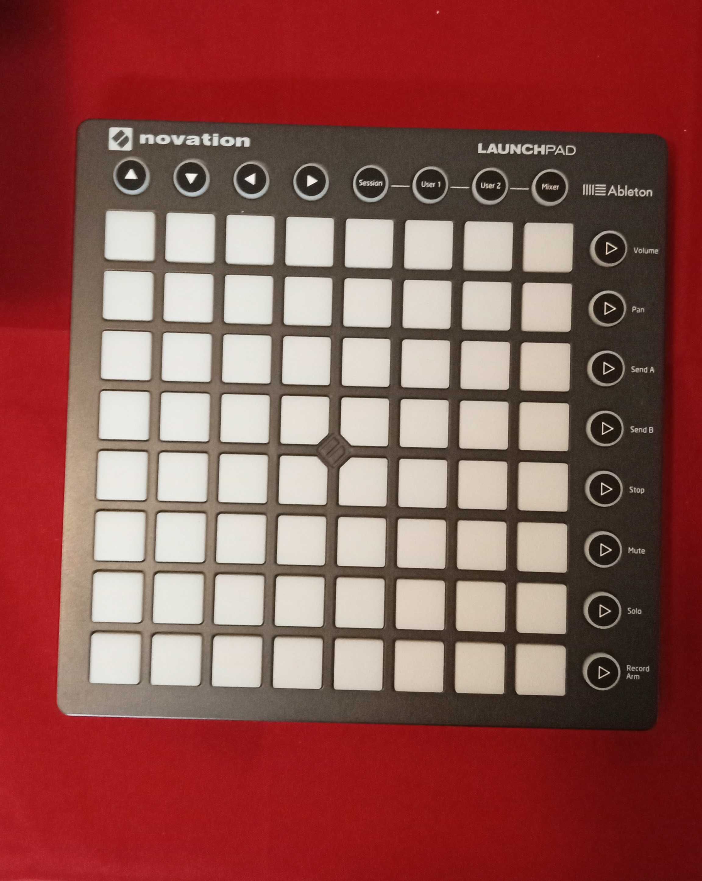 Novation Launchpad MK2