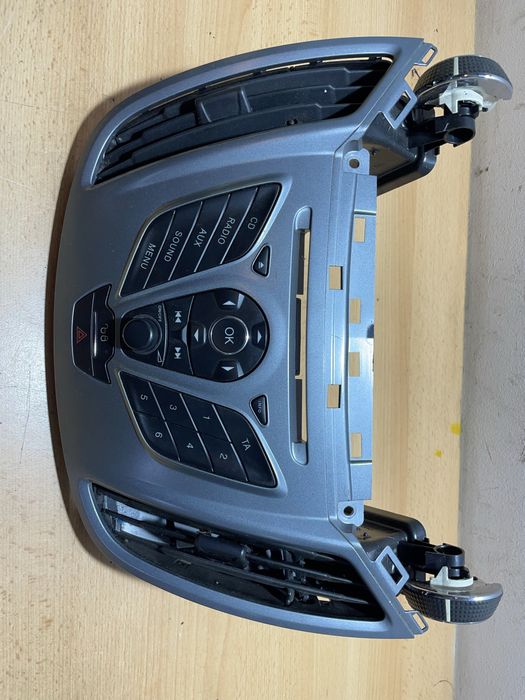 Ford c-max mk2 focus mk3 panel sterowania radia ładny sprawny
