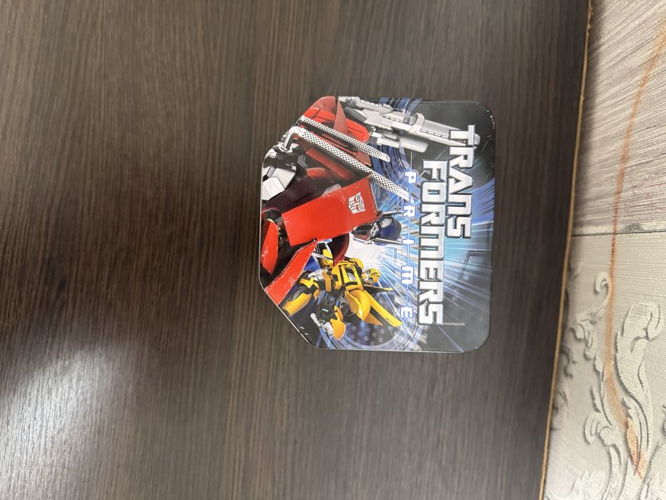 Коробка та карти трансформерів