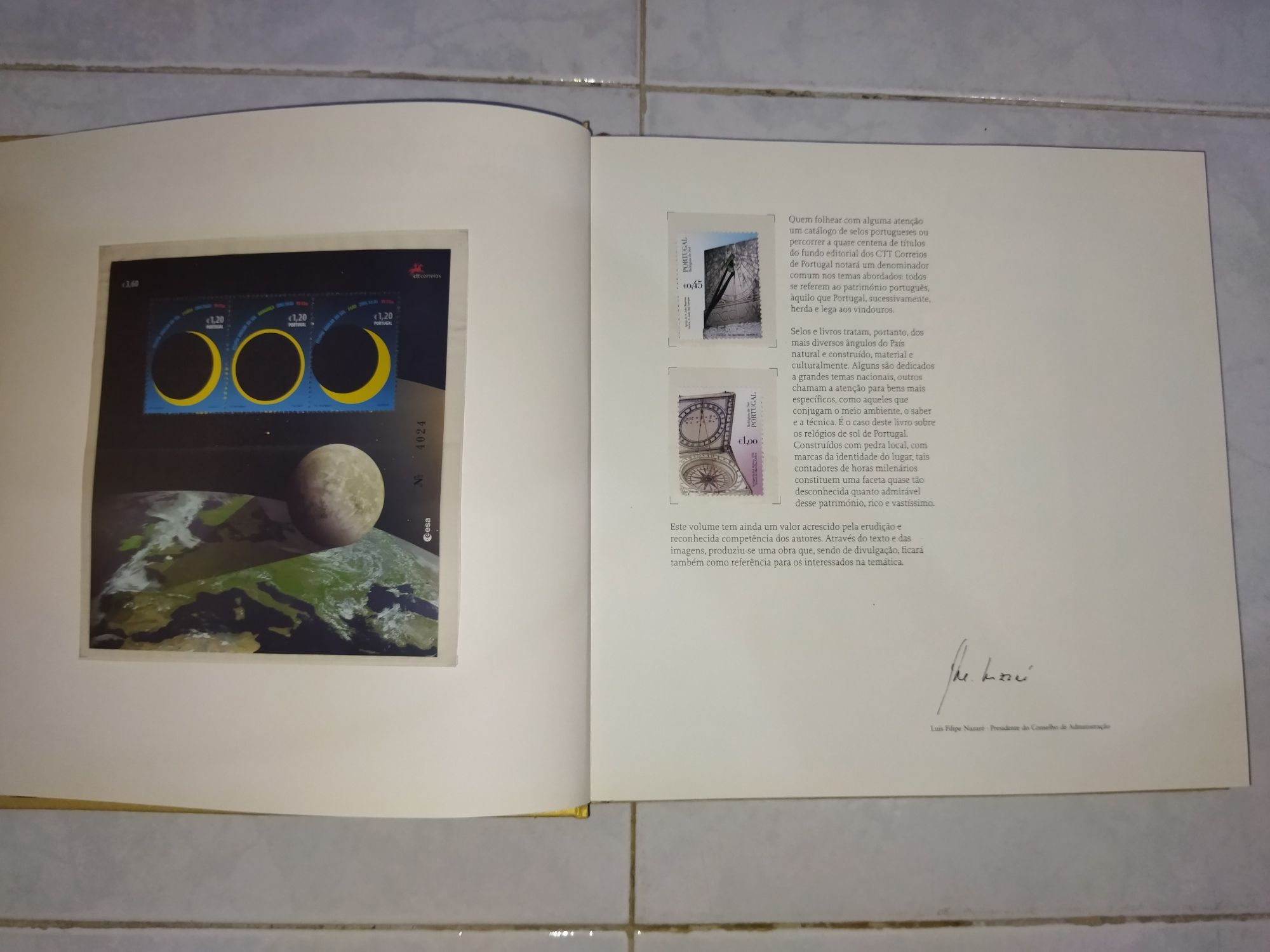 LIVRO CTT Relógios de Sol