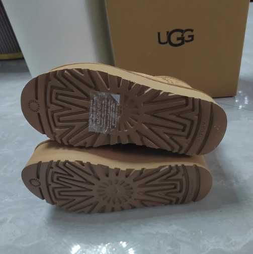 UGG Classic Ultra Mini Platform Boot 38