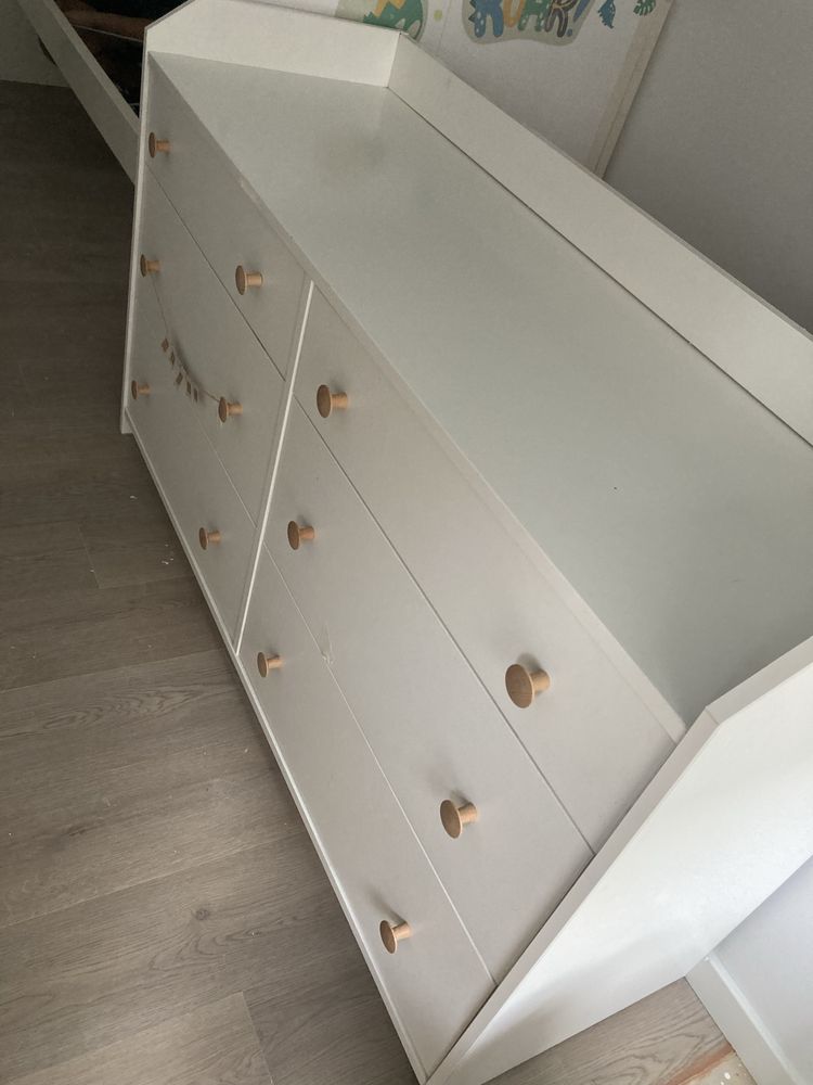 Comoda hauga IKEA