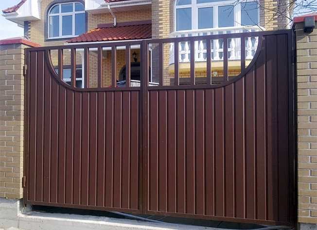 Распашные ворота - изготовление и установка. Любой внешний вид