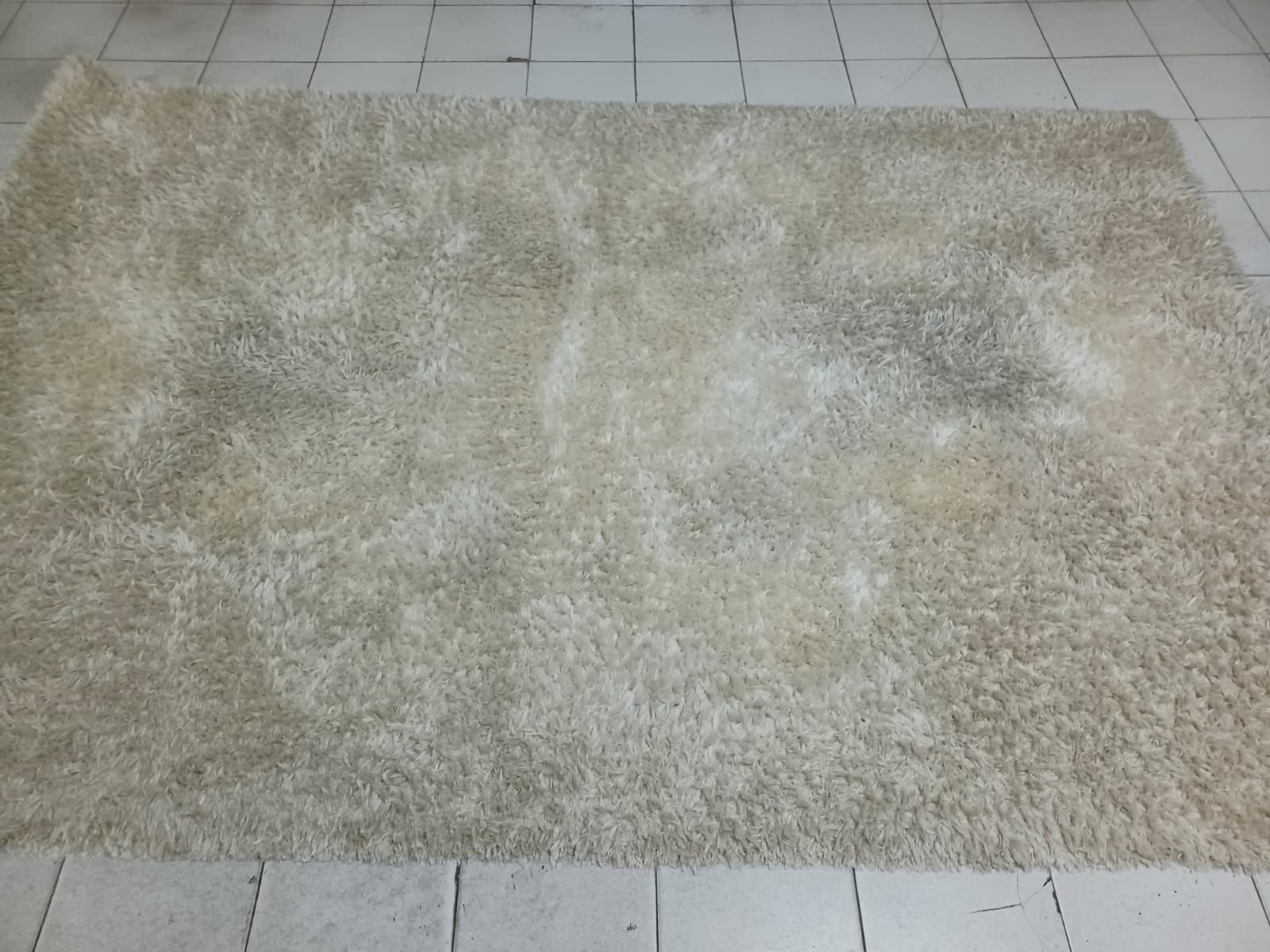Carpete tapete de pêlo branco pérola