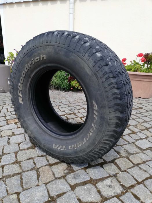 4x Pneus BF Goodrich all terrain 285 75 R16