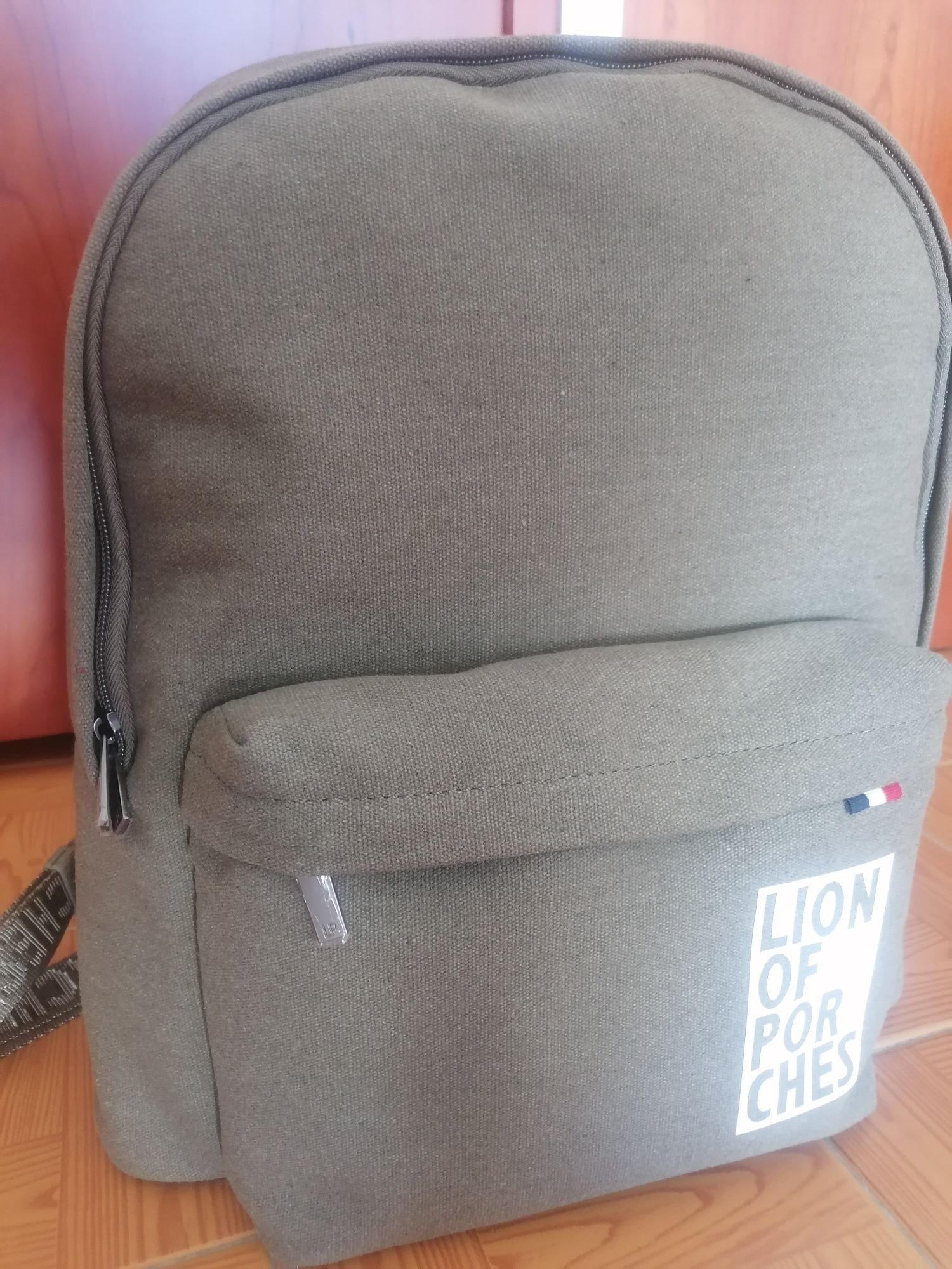 Mochila Lion of Porches Nova