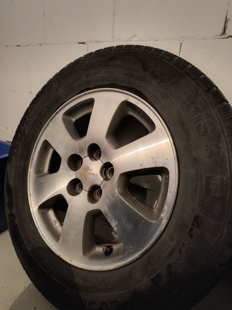 Opony zimowe na alufelgach subaru 15 " 5x 100.