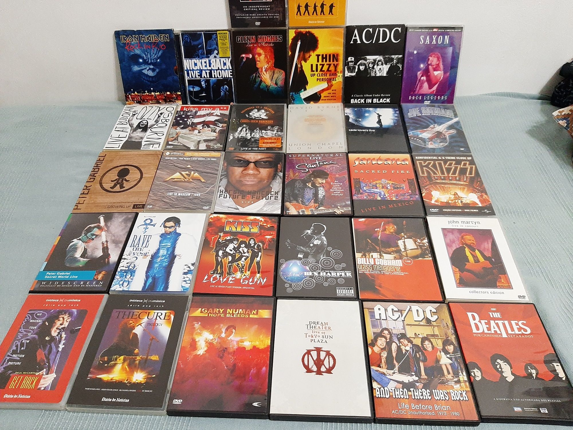 32 DVD MUSICAIS 15 CDS música brasileira