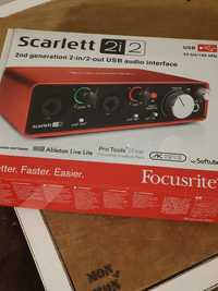 Звуковая карта Focusrite Scarlett 2i2