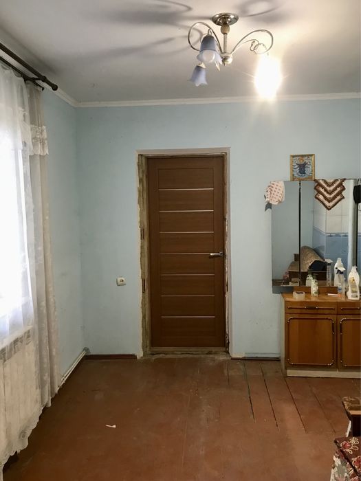 Продається бутинок село Шостаків