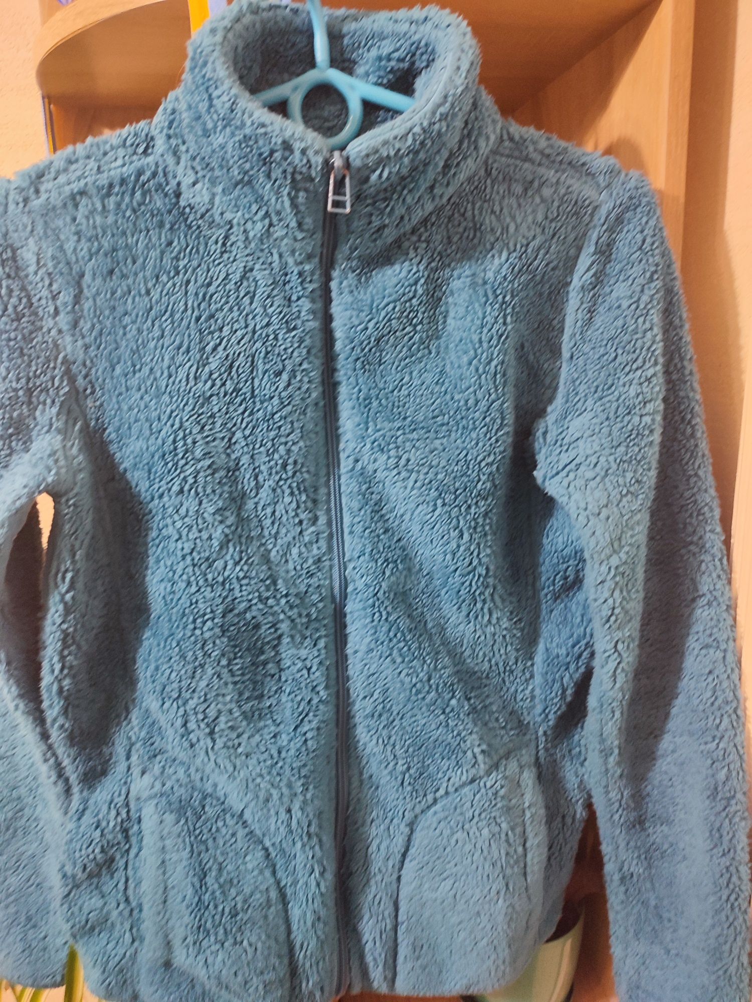 Флисовие кофти      H&M