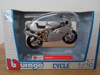 Bburago Ducati SuperSport 900fe 1/18 skala