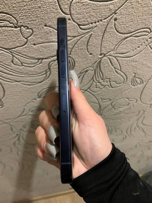 iPhone 15 pro 256 в доброму стані