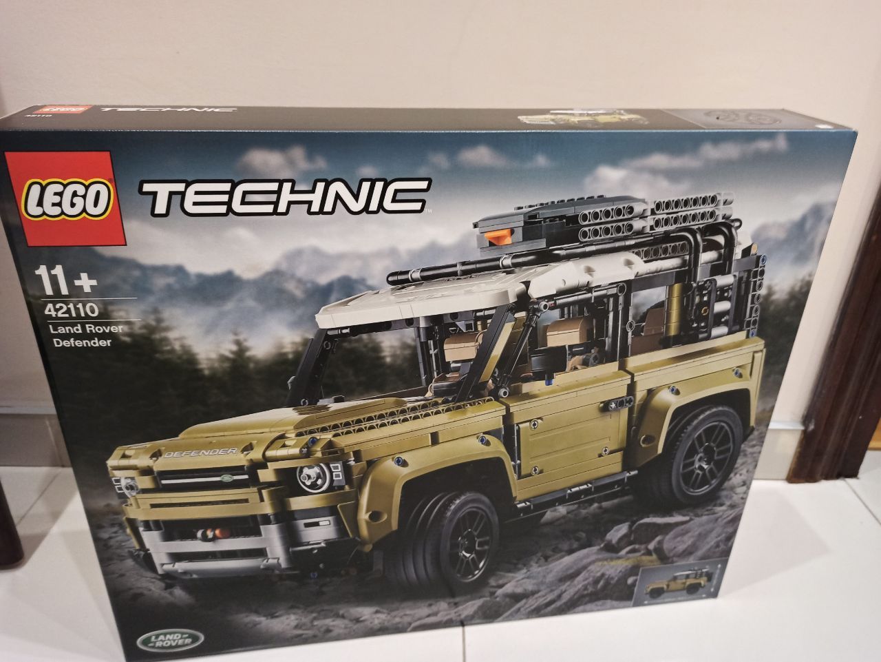 Lego Technic Land Rover Defender 42110