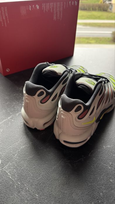 Nike Air Max Plus Drift “Light Silver/Volt” r. 39 Nowe, oryginalne