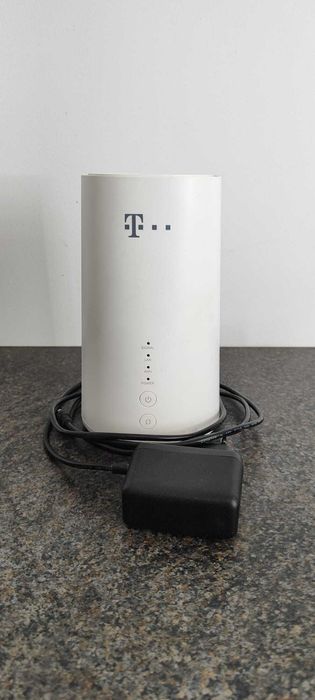 router Huawei B528s-23a