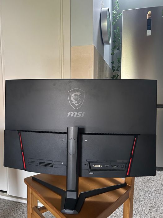 Monitor AOC 32” 180hz