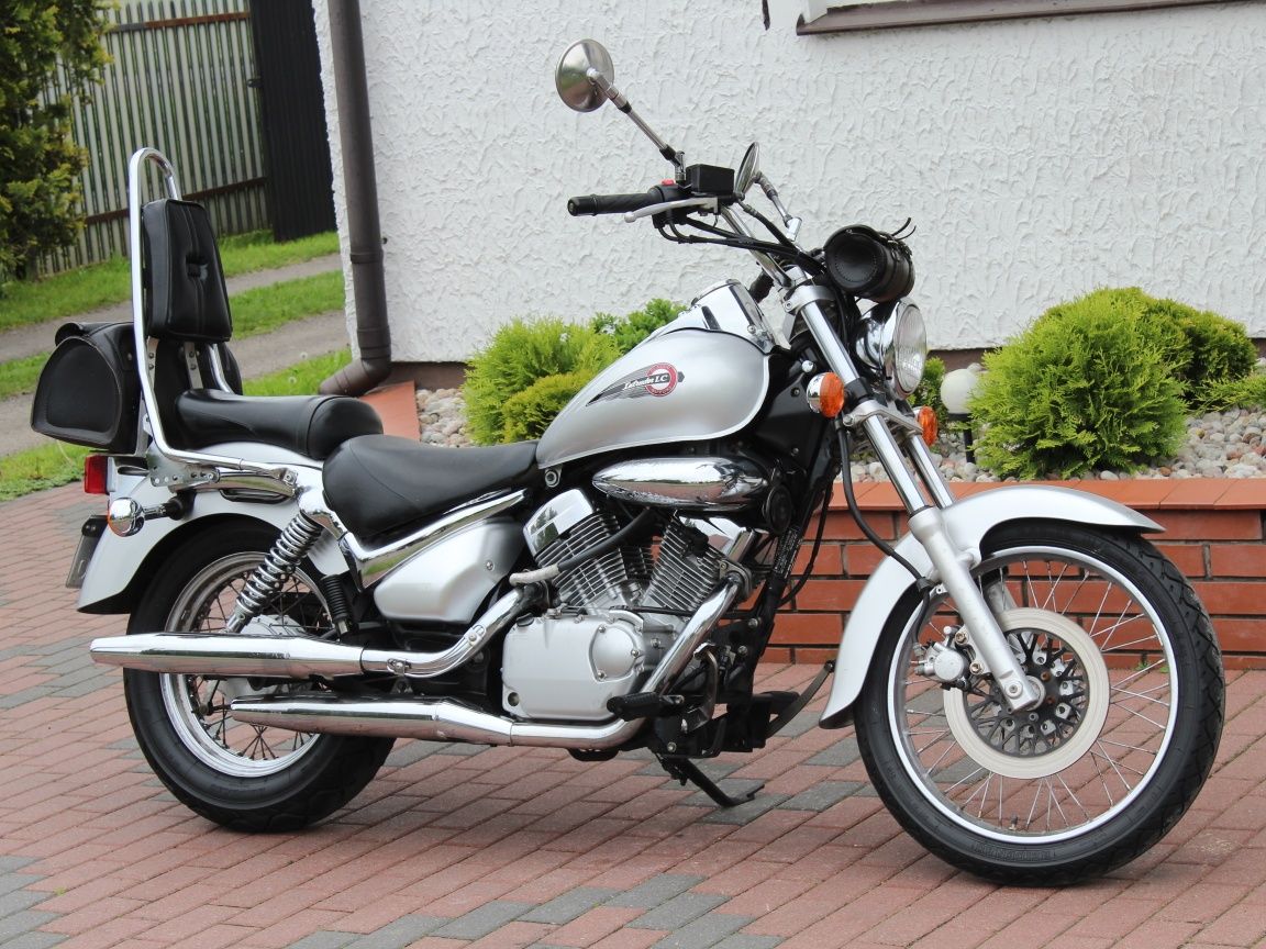 Suzuki Intruder VL 125 * Super stan*