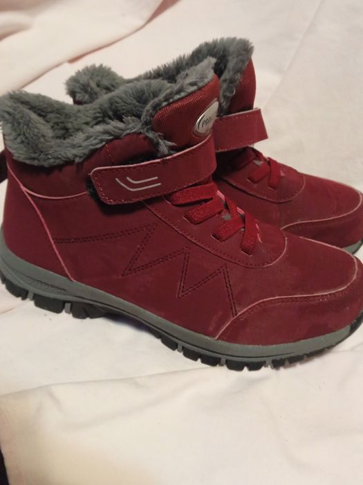 Жіночі  зимові  чоботи  черевики