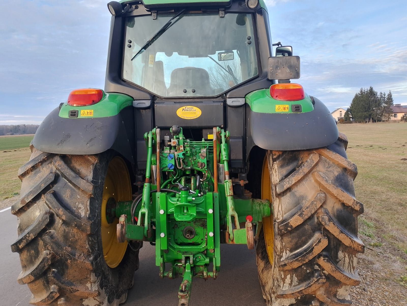 John Deere 6125M
