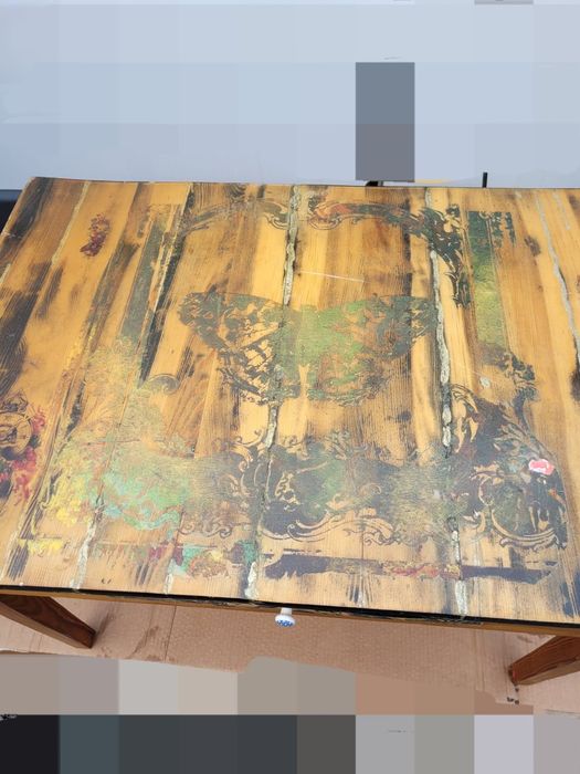 Stolik drewniany niski ozdobny