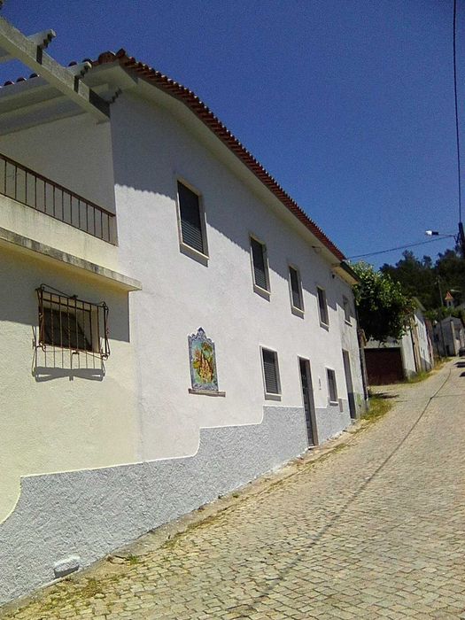Arrenda-se Moradia, Lomba, Arganil