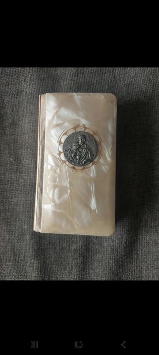 Devocionário antigo de madrepérola