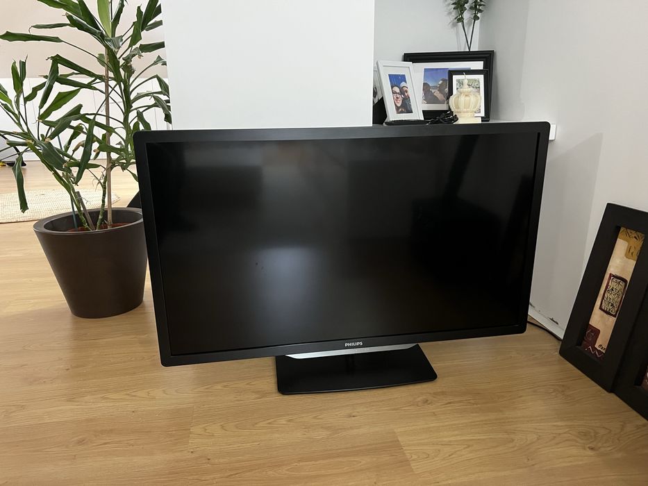Vendo TV Philips Ambilight 47 polegadas