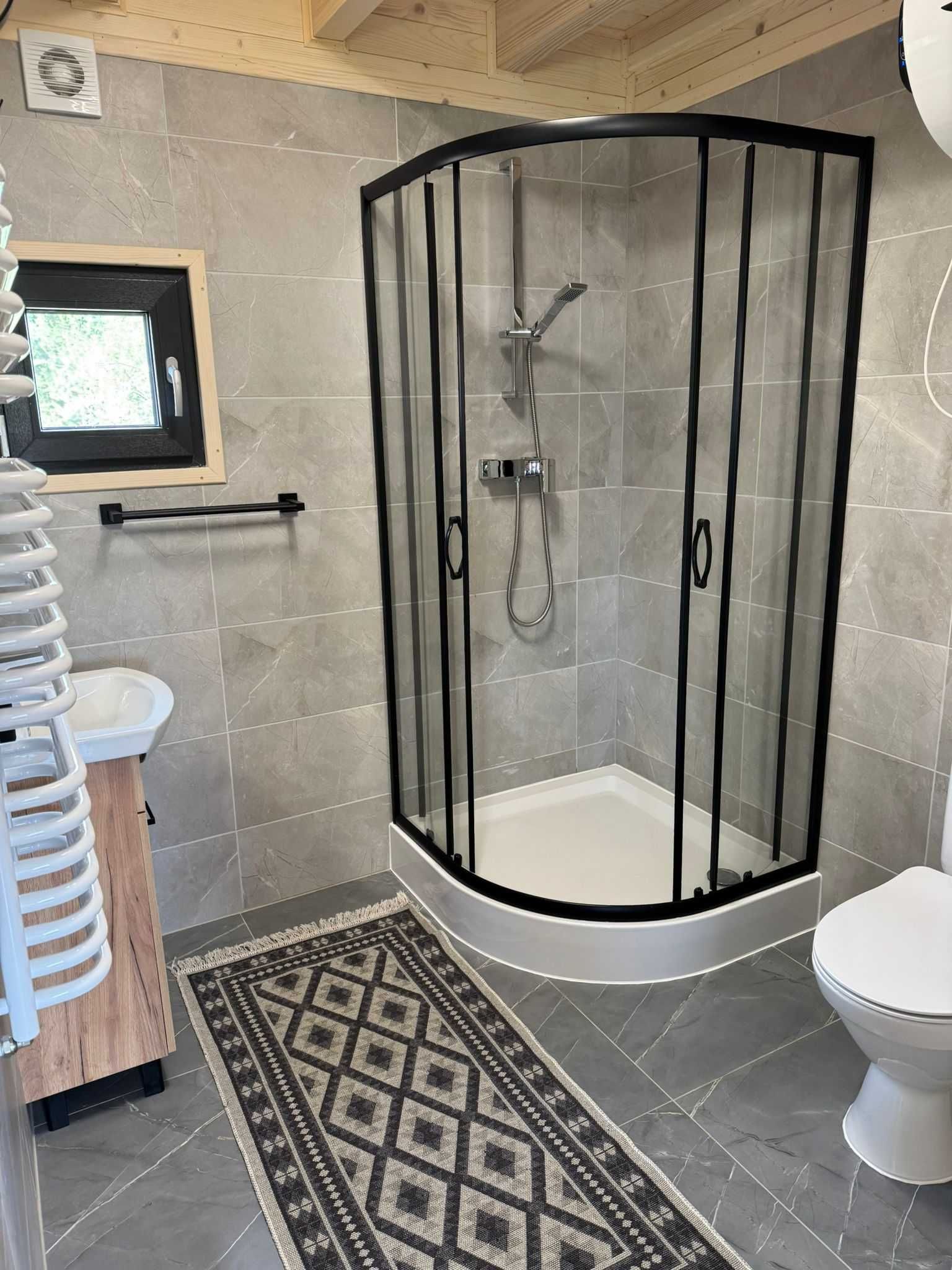 Domek z jacuzzi i kominkiem | Romantyczny wypoczynek | Międzyrzec Podl