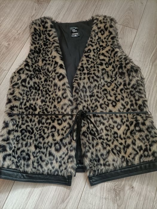 Nowe futerko damskie w panterkę Sinsay (rozmiar M)