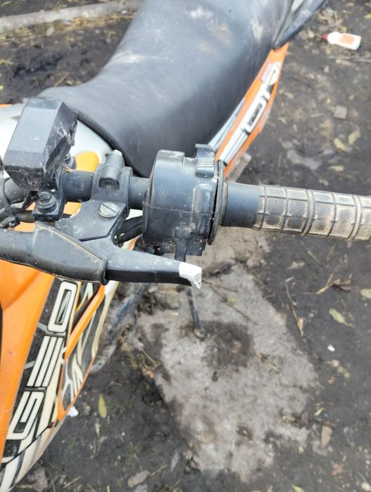 Продам кросовика 250кубіків