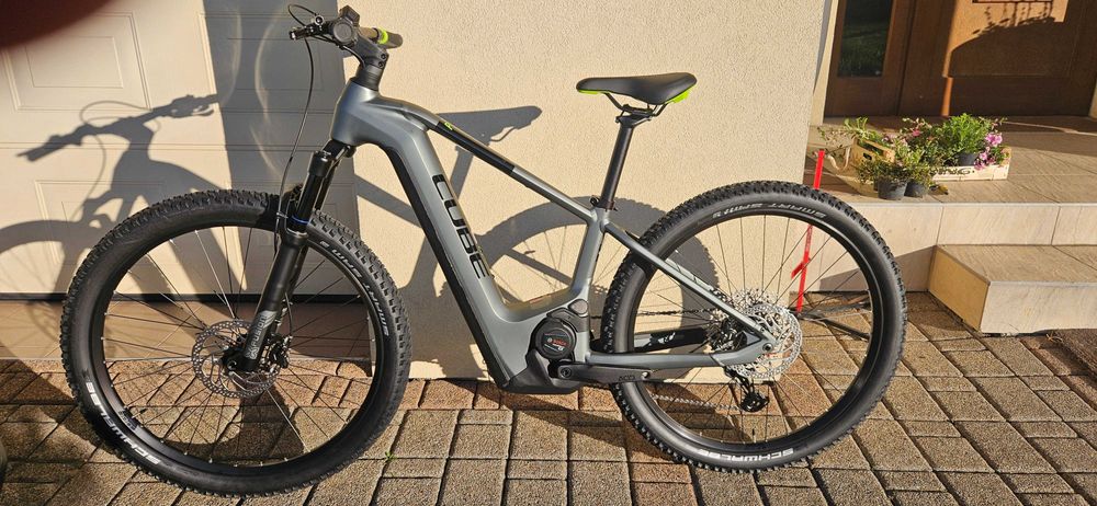 Nowy Elektryczny Rower MTB CUBE  HYBRID PRO 625 Szary