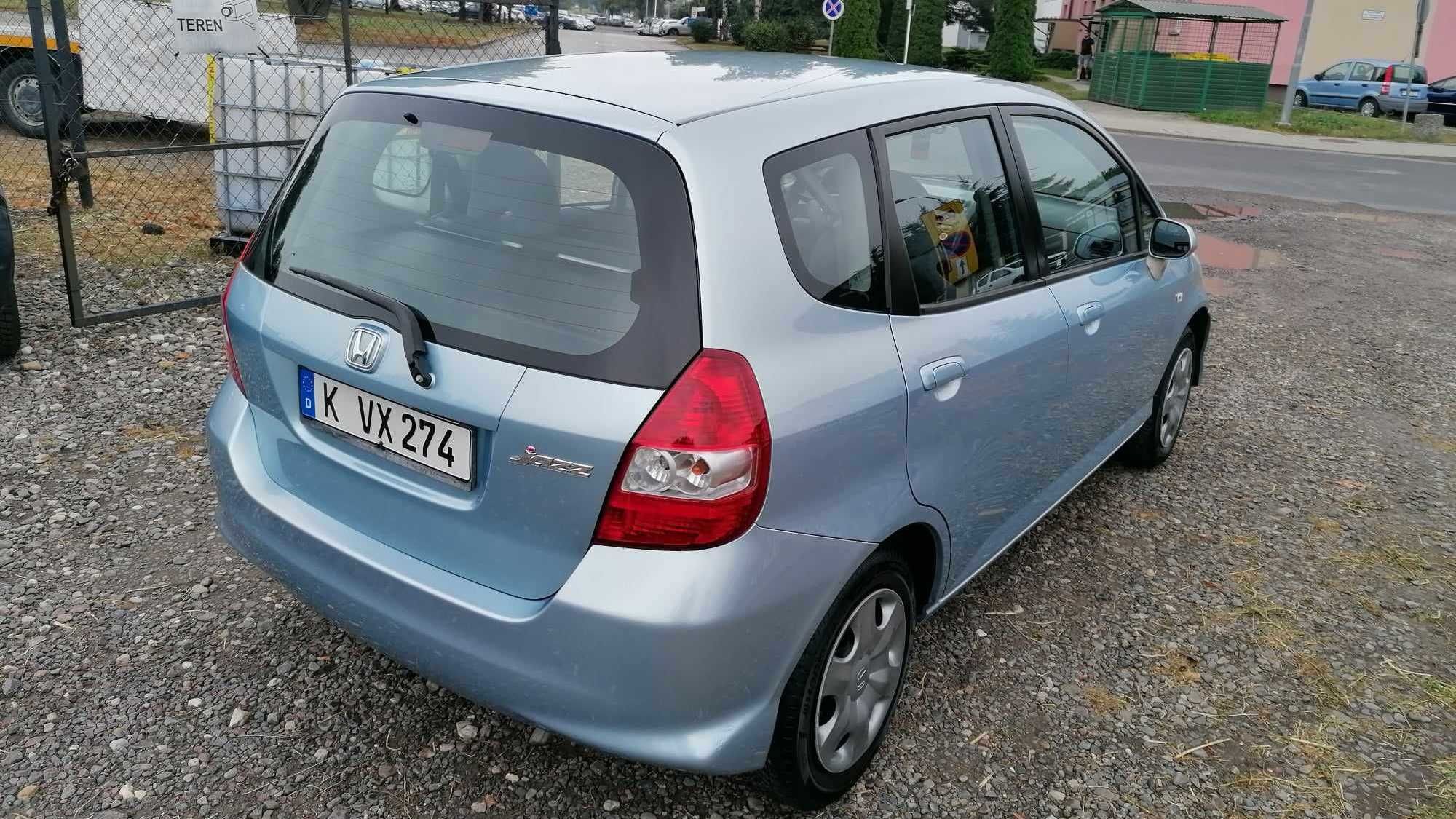 Honda Jazz 2006/07 r , 1.2 b 78 km , Klima , z Niemiec Oplacony !