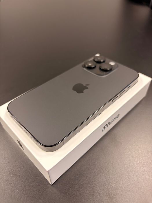 iPhone 14 PRO Czarny 6GB / 128 GB Stan BDB!