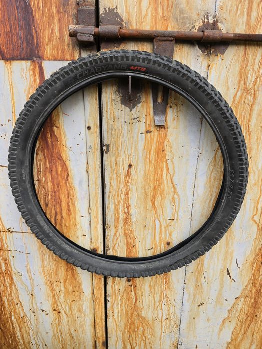 Продам покришки велосипедні 26" 2.5 ширина mtb chaoyang , wanda 26 2.6