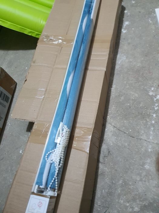 Niemiecka roleta dzień noc 90x150, Model : Aubergine, kolor turkusowy